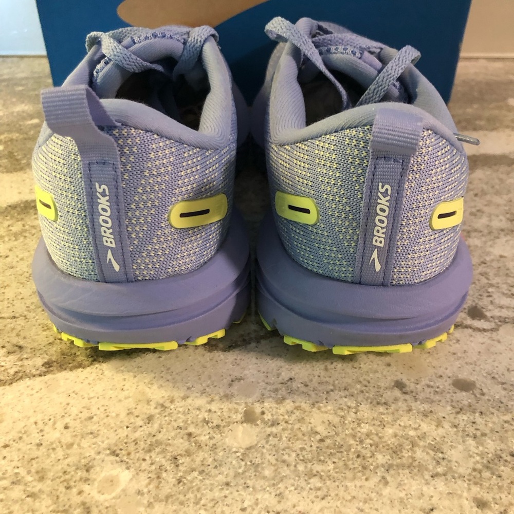 Brooks Women's Athletic Shoes - Light Blue and Lime - Picture 5 of 10